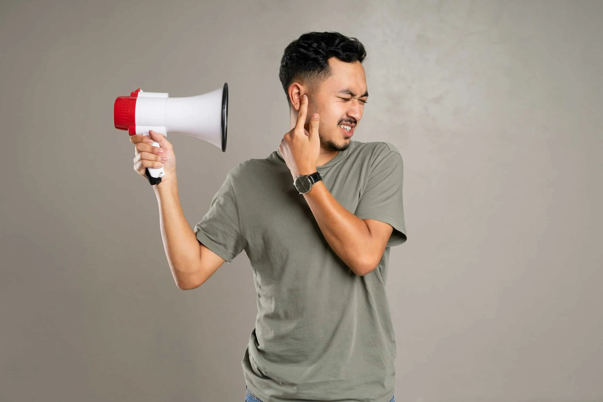 Hyperakusis: Ursachen, Symptome und Behandlung